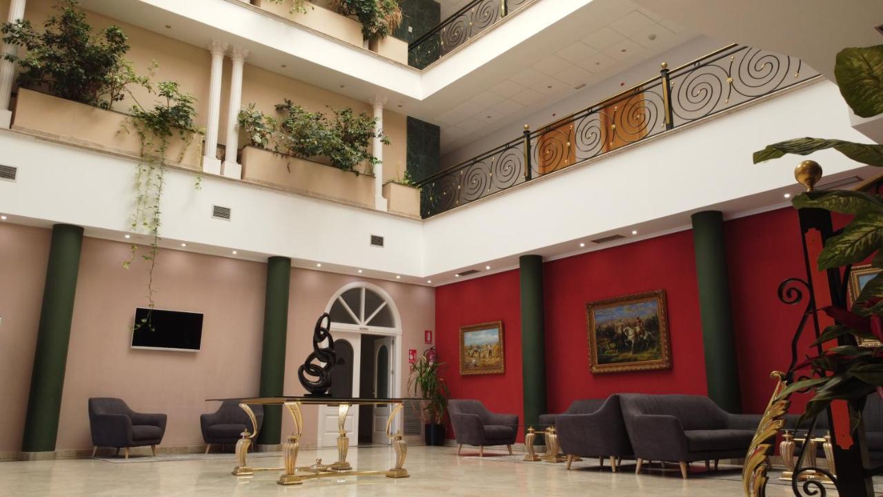 ホテル Checkin Madrid パルラ エクステリア 写真